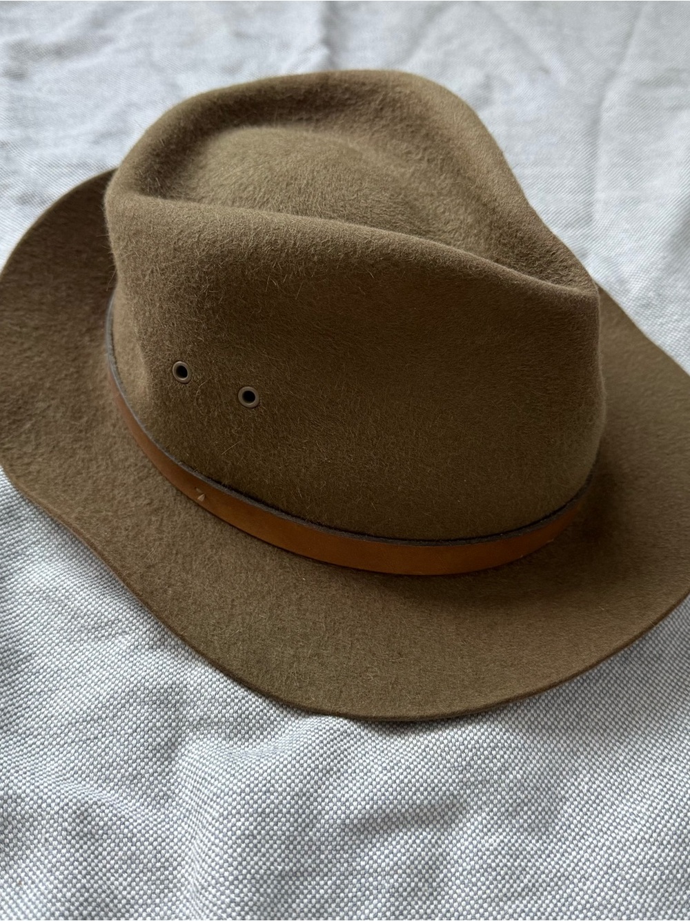 Vintage Beaver Hats Fur Felt Green Fedora with Tan Leather Band